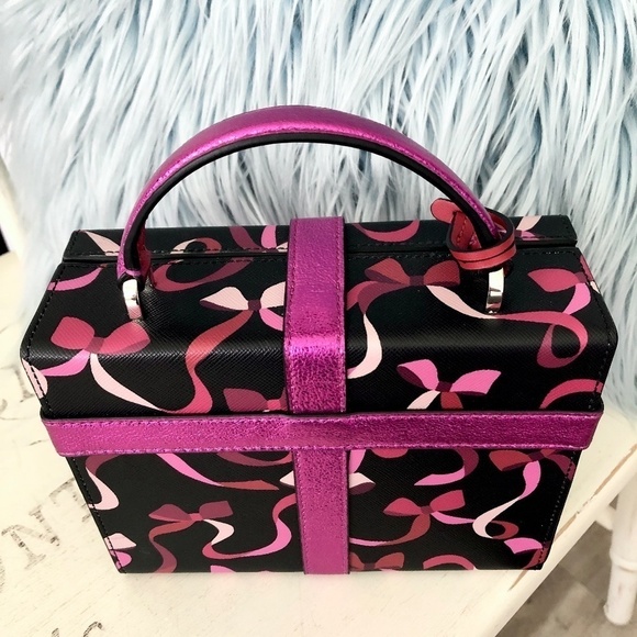 KATE SPADE, New York, Wrapping Party Gift Box, Leather, Crossbody Handbag, Purse - Picture 3 of 16
